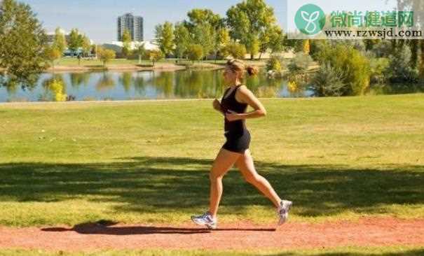 慢跑和跳绳哪个更能减肥 跳绳和跑步哪个塑形好