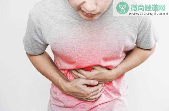 胃溃疡会导致口臭吗 胃溃疡严重还是胃糜烂严重