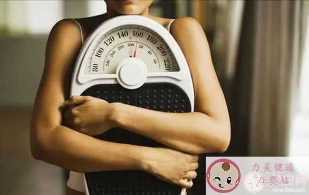 女生减肥过快有可能导致闭经吗 不吃碳水可导致脂肪肝吗