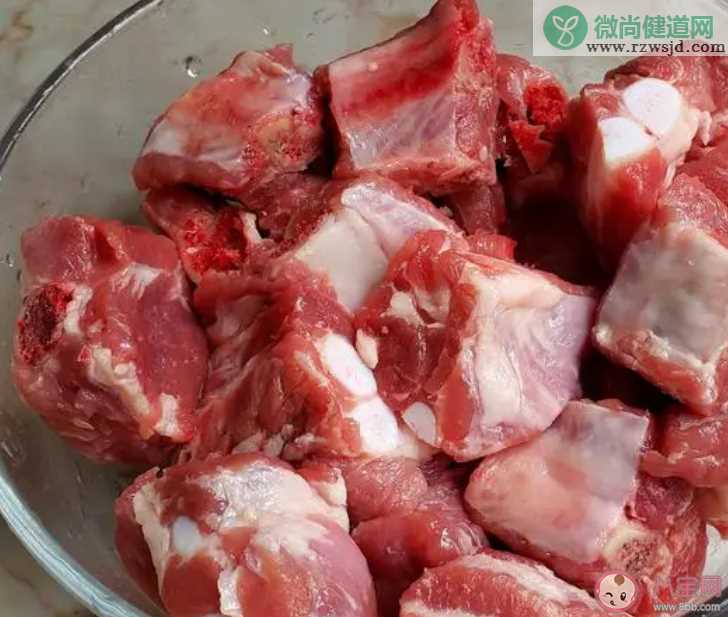 为什么排骨比瘦肉卖的贵 怎样挑选好的排骨