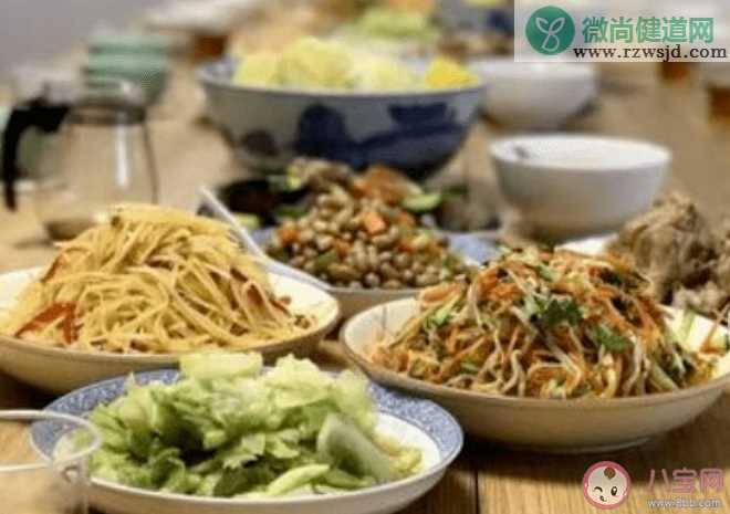 隔夜菜到底能不能吃 该如何正确地储存食物