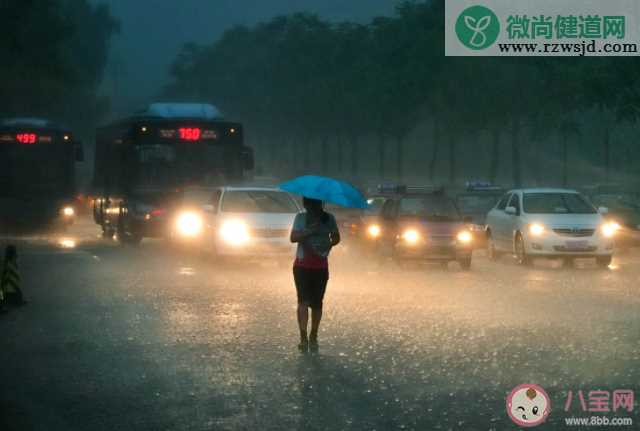 不同级别暴雨预警该如何应对 暴雨来临防灾避险宝典