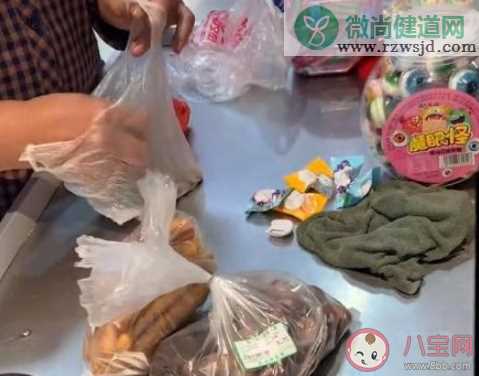 如何看待超市用商品代替找零 超市用糖果替代找零的行为合法吗