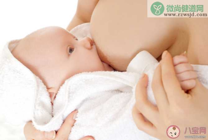 不同时期的母乳变化是什么 什么样的母乳对宝宝最好