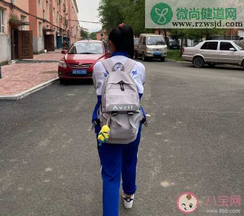 小孩开学了家长怎么发表朋友圈 小孩终于开学了心情感慨大全