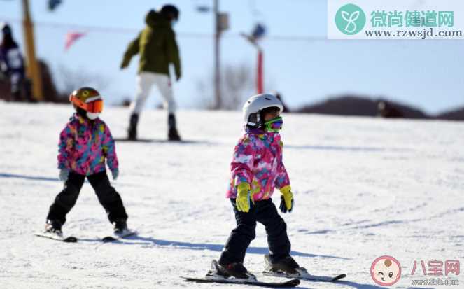 什么样的意外险产品涵盖冰雪运动 如何选择合适的保险产品