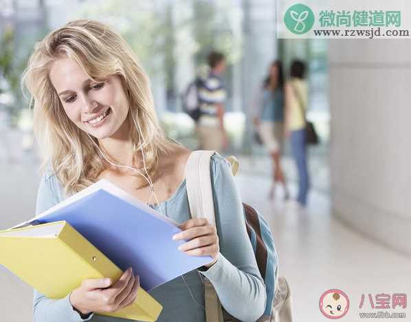 大学生要先赚钱还是先读书 大学生如何兼顾学习和赚