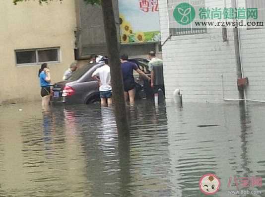 适合刮台风下暴雨的心情说说 台风即将来临怎么发朋友圈