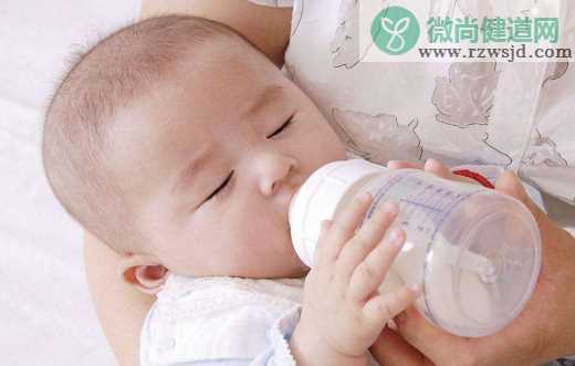 纯母乳喂养多长时间最好 纯