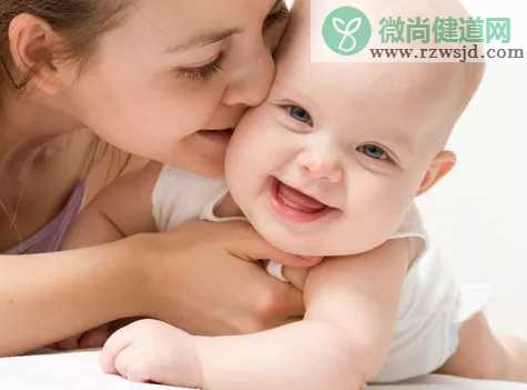 孩子不爱哭闹是好事吗  孩子哪些行为要注意了