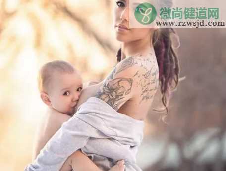 新生儿母乳喂养的好处 新生