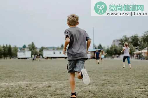 孩子上小学不听话怎么办 独立思考开始发育