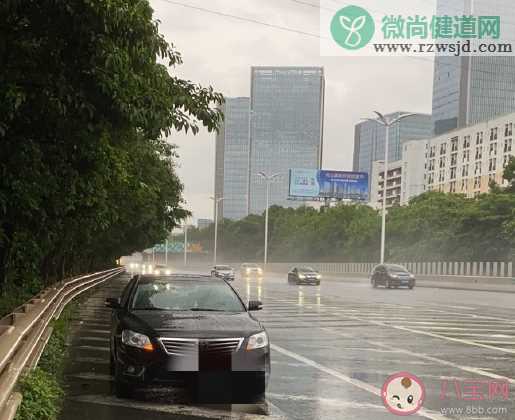 2020狂风暴雨点朋友圈说说 半夜狂风暴雨的心情说说