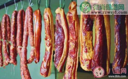 为什么腌腊肉要把食盐炒热 