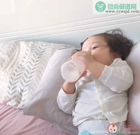 麦蔻乐冠婴幼儿奶粉会挂壁吗 麦蔻乐冠婴幼儿奶粉孩子爱不爱喝