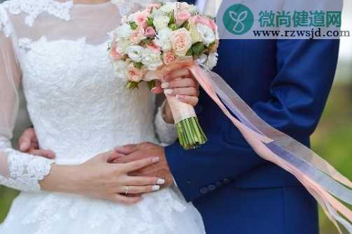 爸爸知道女儿谈恋爱是什么心情 爸爸知道女儿恋爱了什么反应