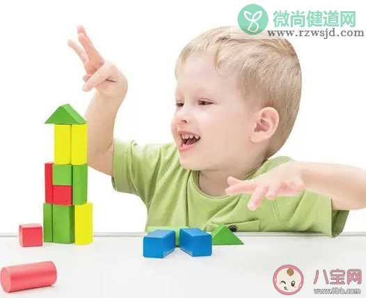 小孩子喜欢乱丢玩具怎么办 如何教会孩子整理好自己的东西