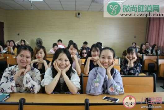 女儿大学毕业发朋友圈说说 大学毕业父母祝福语大全