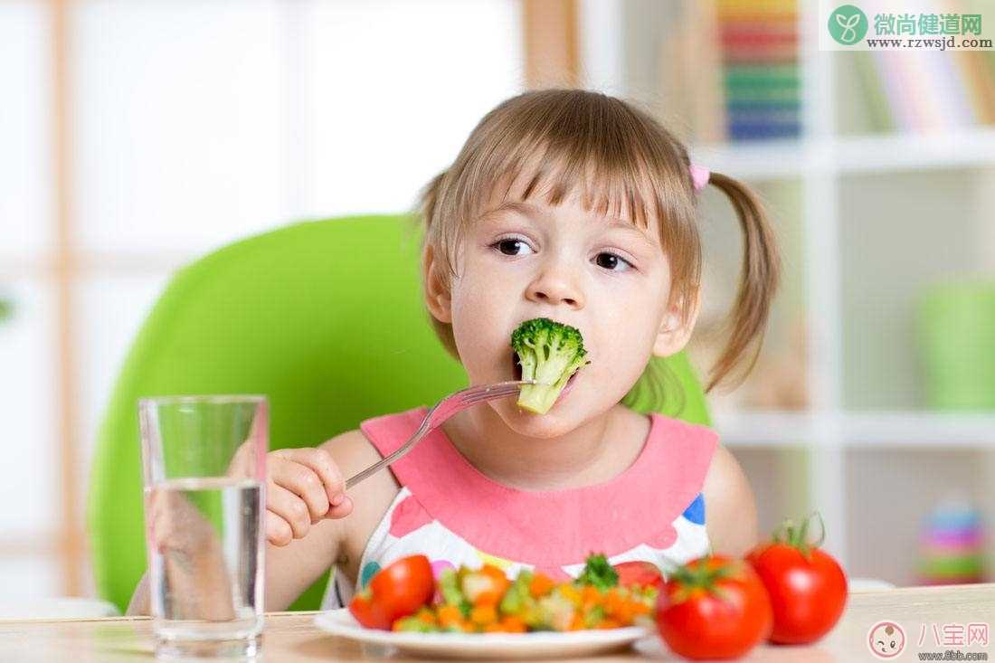 幼儿常见眼睛问题 哪些食物提升宝宝眼睛健康