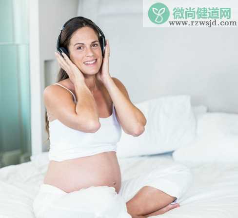 孕妇嘴唇发紫是男是女 孕妇嘴唇发紫大多是缺氧 