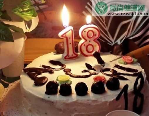 十八岁生日快乐朋友圈说说配图 18岁生日快乐配图说说句子