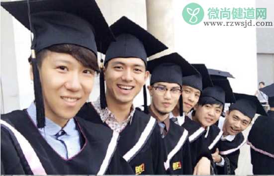 李现大学时期照片什么样 李现大学时期照片合集