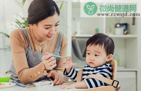 哪些家庭容易养出说话晚的孩子 孩子说话晚的原因