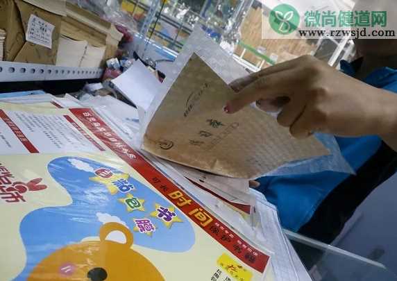 中小学校不得强制学生使用塑