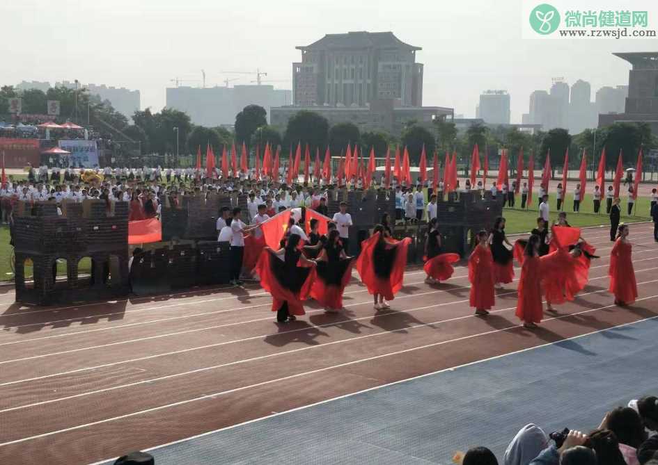 运动会为运动员加油的句子 运动会运动员加油稿广播稿