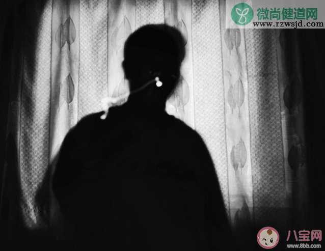 发现抑郁症一定要吃药吗 女性抑郁症患者更多吗