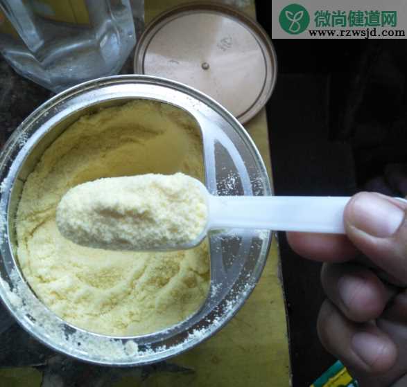 爱思诺金典名作奶粉起坨吗 爱思诺金典名作奶粉使用感受