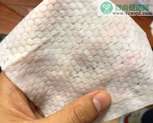 启初湿巾和好孩子湿巾哪个好 启初婴儿湿巾使用测评