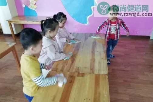 幼儿园小班劳动节活动报道 幼儿园小班劳动节主题活动报道