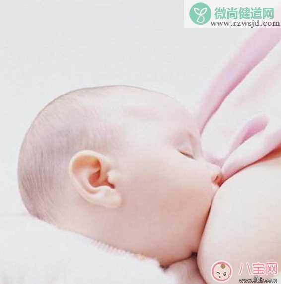 过度依赖母乳对孩子有什么影响 孩子一直吃母乳有什