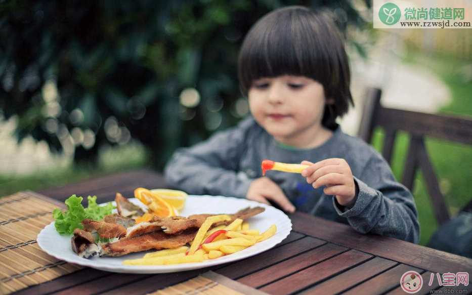 孩子爱挑食怎么办 哪些情况