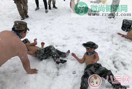 鹰爸式教育可不可取 2018鹰爸何烈胜雪地裸训幼儿