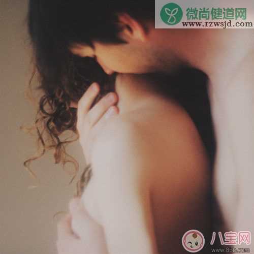 女性私处体毛较多要不要刮掉 女性平时生活怎样保养私处