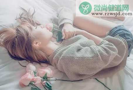 坐月子能下床吗 月子期要注意什么