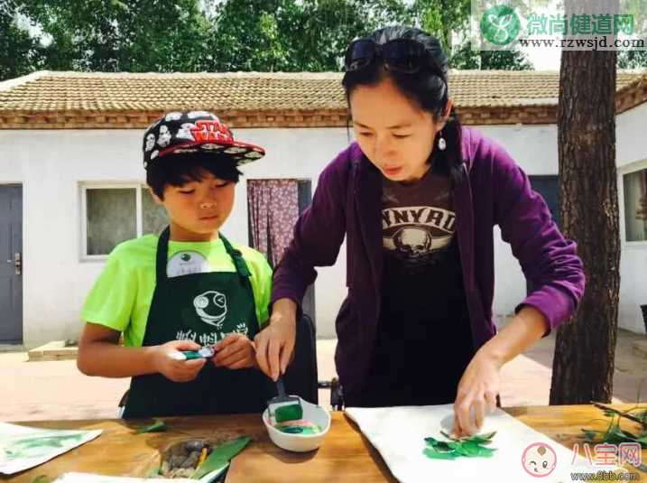 怎么培养孩子的艺术细胞 自己审美水平不高要把孩子送美术班吗