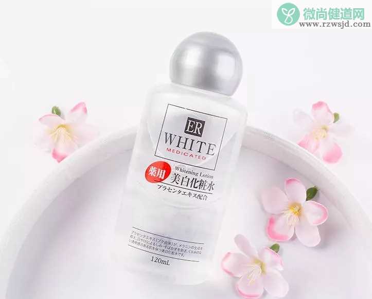 大创的美白化妆水乳真伪鉴别