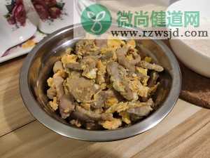 万物皆可汉堡系列：猪肉炒蛋汉堡的热菜家常菜