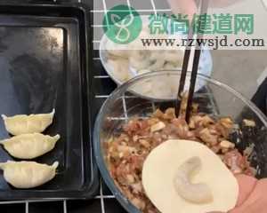 一整个虾仁的抱蛋煎饺