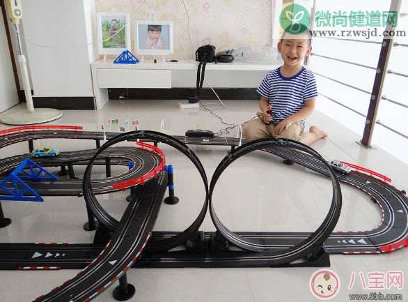 小男孩玩具车哪个牌子好 agm音速风暴儿童路轨赛车玩具测评