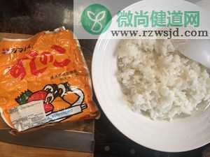 照烧鸡肉牛油果寿司