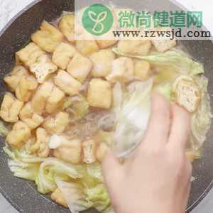 白菜粉丝炖豆泡