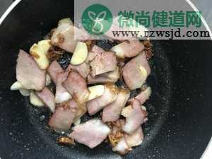 香菇油菜炖烤肉