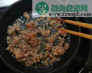 肉沫榨菜炒蚕豆——又一个没想到的美味