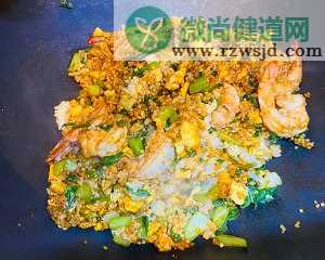 海派系列：粒粒分明酱油蛋炒饭