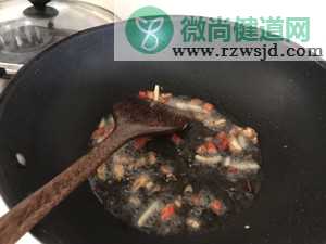 腊肉炒土豆