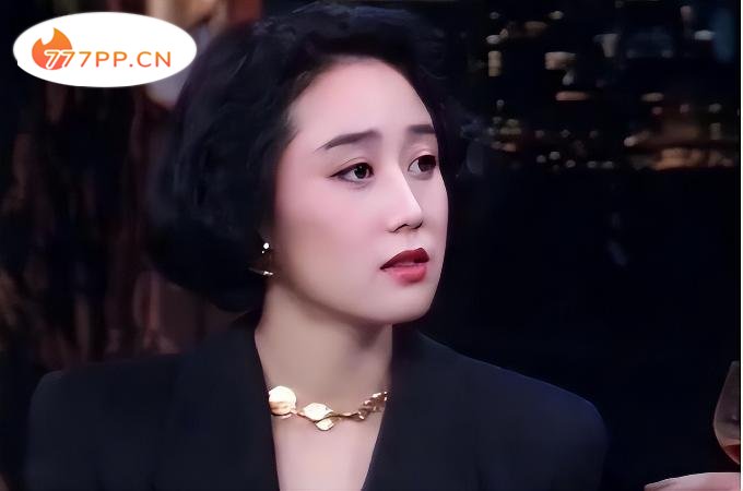 离婚25年，李连杰与前妻黄秋燕再度重逢，发生了怎样的故事？